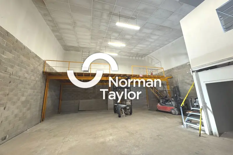 A louer Locaux d'activité 197m² Vendargues