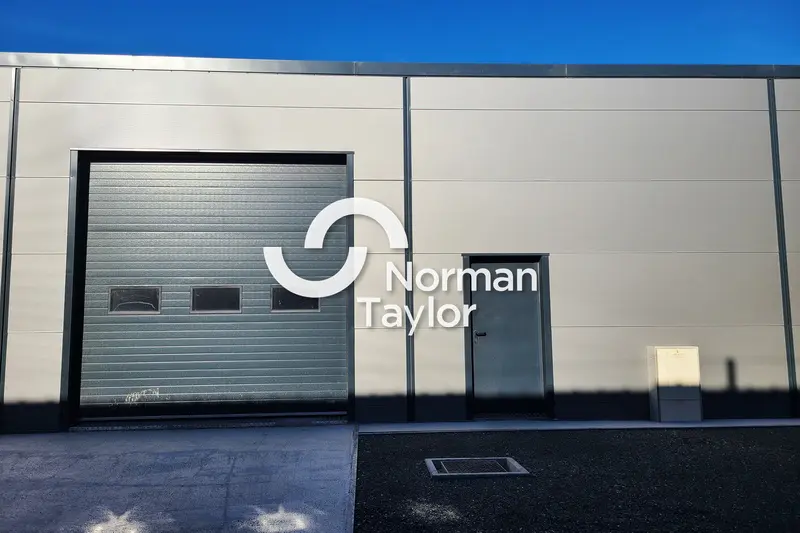 Local d'activité de 150 m² à louer  Béziers