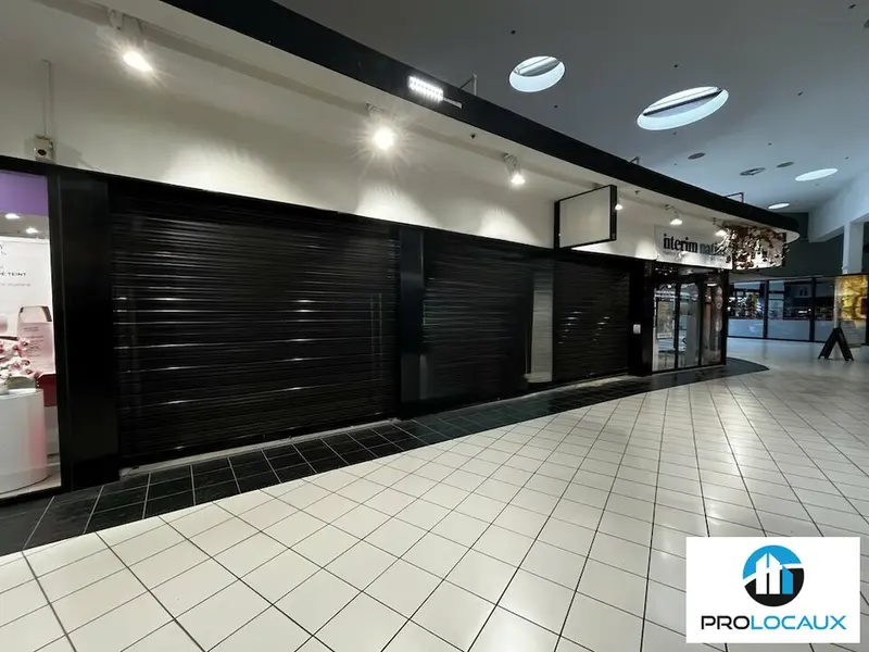 A louer Local commercial  252m² Senlis